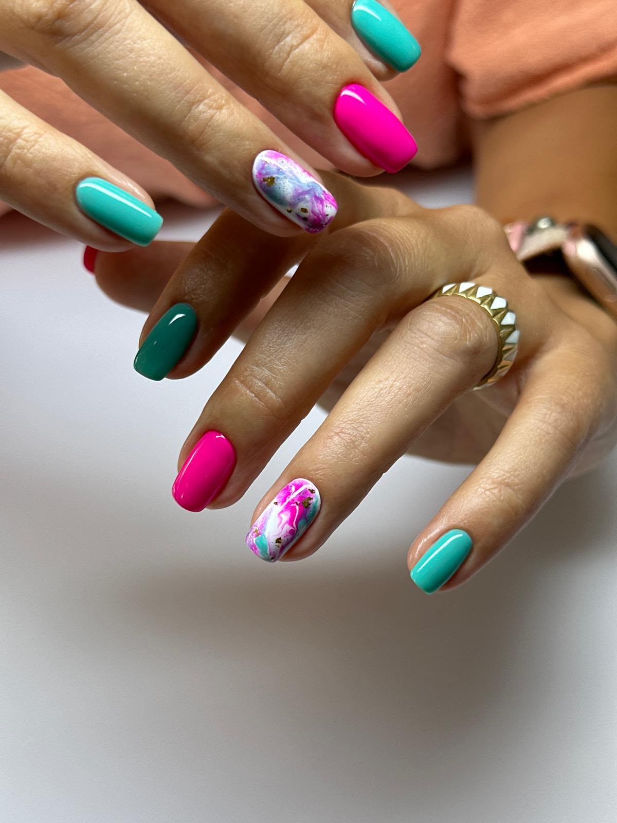 Studio S özel desen nail art